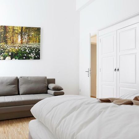 Sc 02 By Rockchair Apartments L Superhost Status L 4 Bedrooms Boxspringbeds 2 Bathrooms Balcony Elevator - Cozy Family & Business Flair Welcomes You! Berlin Eksteriør bilde