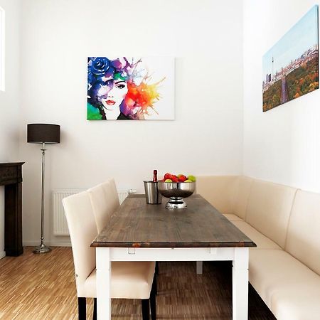 Sc 02 By Rockchair Apartments L Superhost Status L 4 Bedrooms Boxspringbeds 2 Bathrooms Balcony Elevator - Cozy Family & Business Flair Welcomes You! Berlin Eksteriør bilde